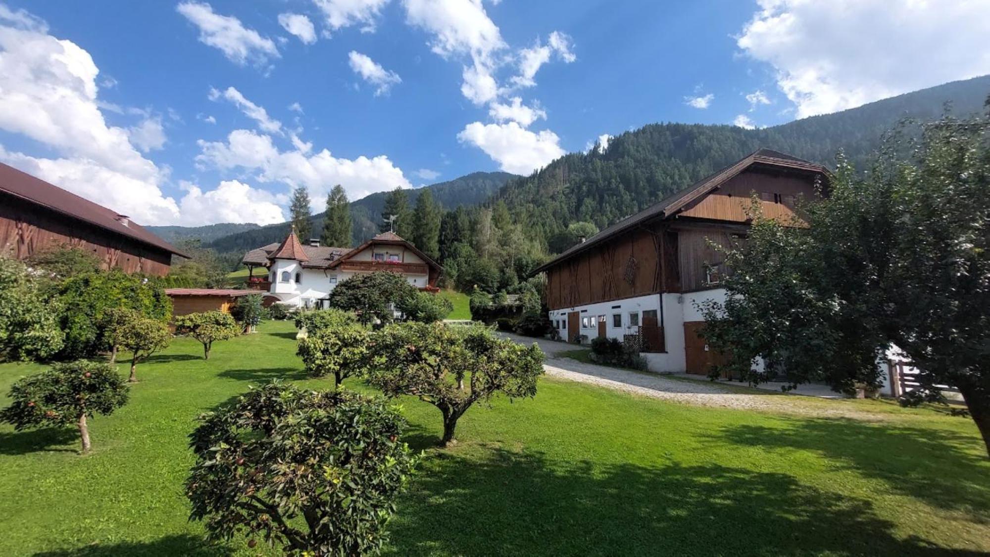 Вилла Mair Am Hof - Farm - Maso - Bauernhof Сан-Лоренцо-ди-Себато Экстерьер фото