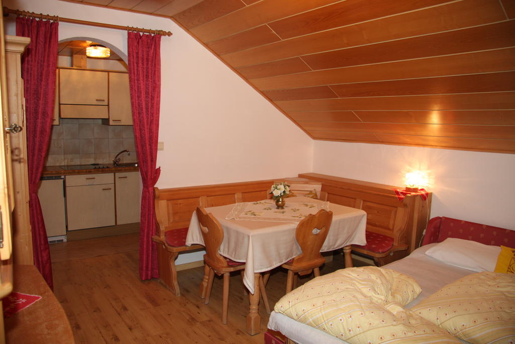 Вилла Mair Am Hof - Farm - Maso - Bauernhof Сан-Лоренцо-ди-Себато Номер фото