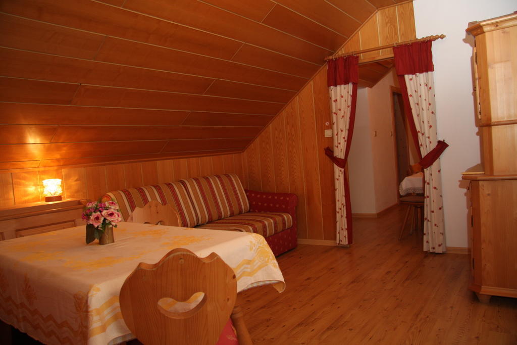 Вилла Mair Am Hof - Farm - Maso - Bauernhof Сан-Лоренцо-ди-Себато Номер фото